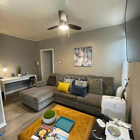 Red Line Guest House Apartment Corporate Housing Chicago Exterior photo
