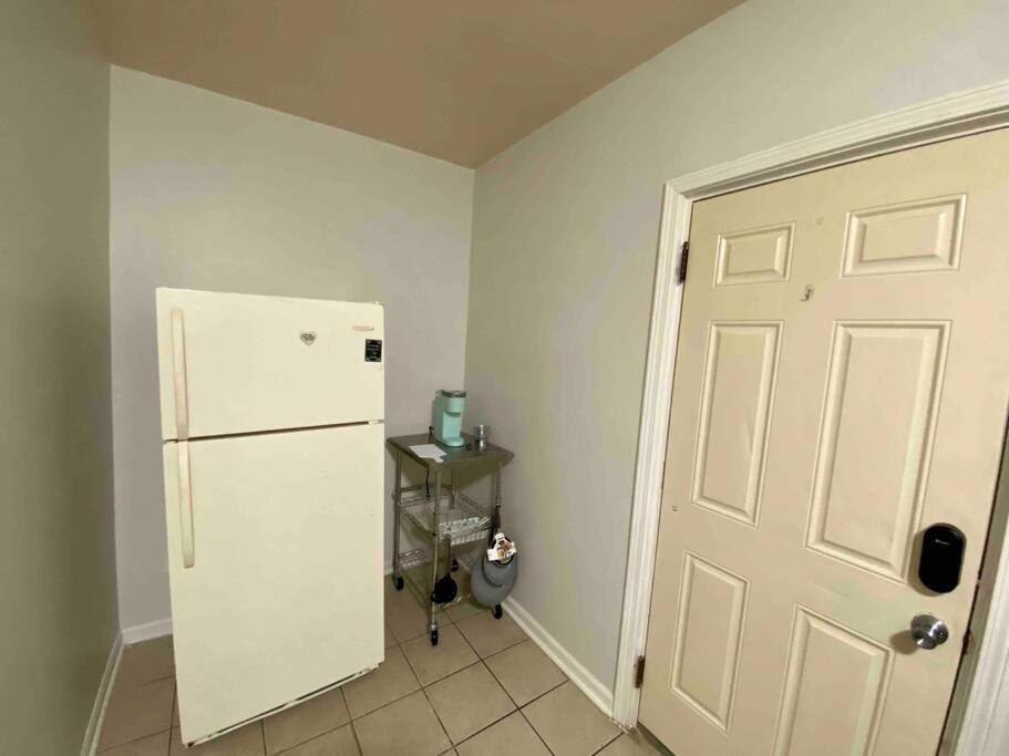 Red Line Guest House Apartment Corporate Housing Chicago Exterior photo
