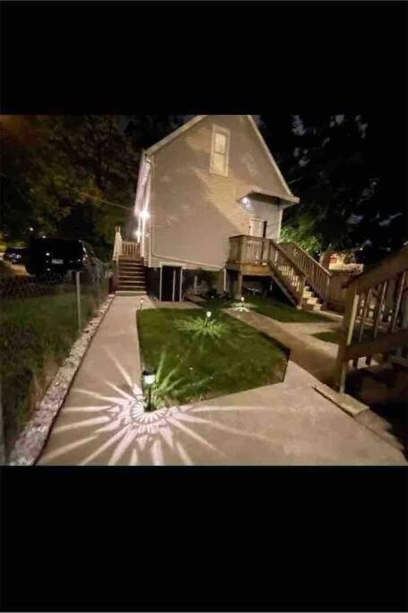 Red Line Guest House Apartment Corporate Housing Chicago Exterior photo